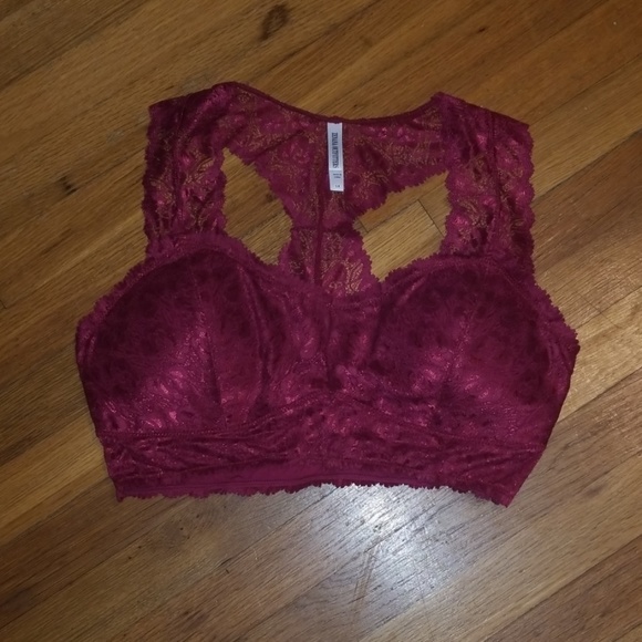 ZENANA OUTFITERS Other - NWOT ZENANA OUTFITERS BRALETTE